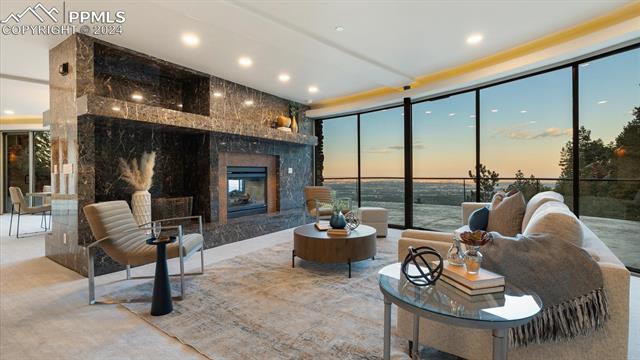 1880 Ponder Heights Drive