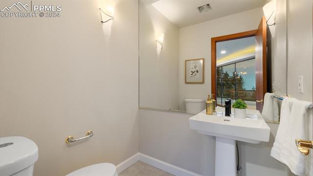 1880 Ponder Heights Drive