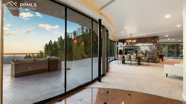 1880 Ponder Heights Drive