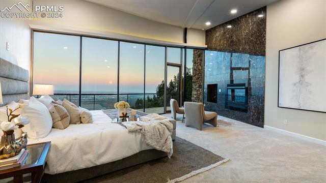 1880 Ponder Heights Drive