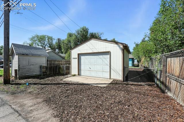 2004 W Cucharras Street