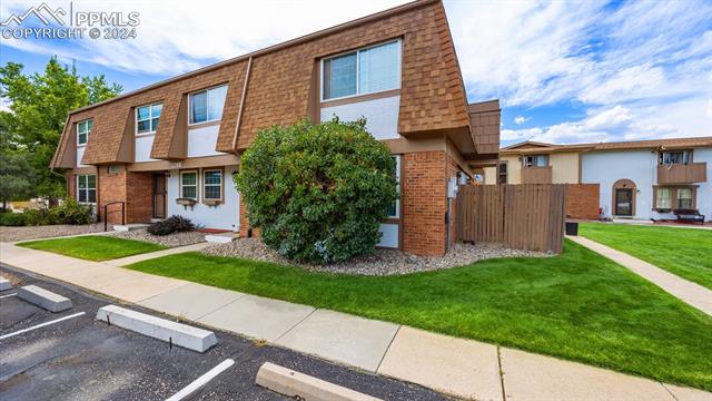 1289 Willow Bend Circle B