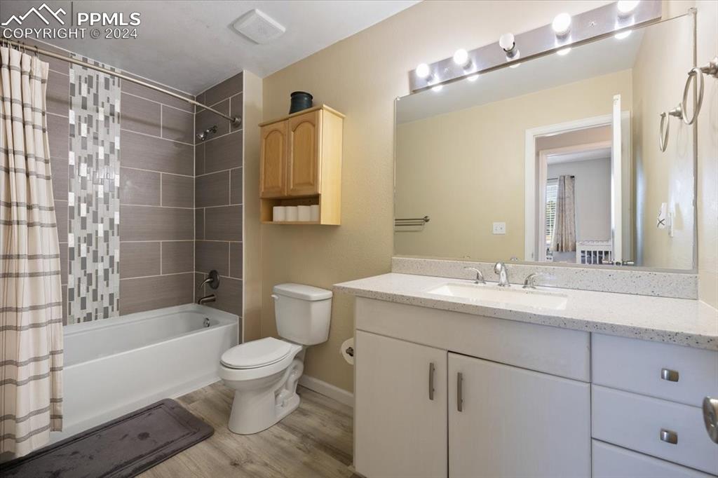 1289 Willow Bend Circle B