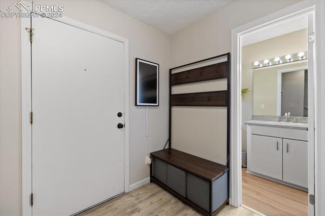 1289 Willow Bend Circle B