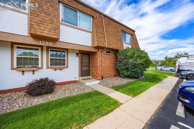 1289 Willow Bend Circle B