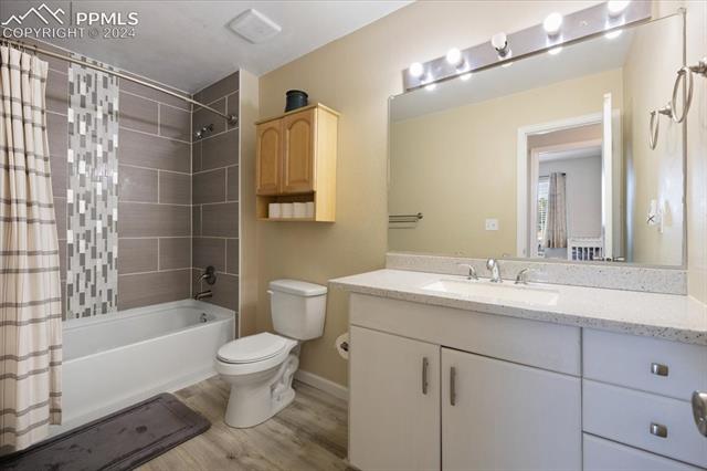 1289 Willow Bend Circle B