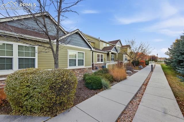 5537 Cross Creek Drive