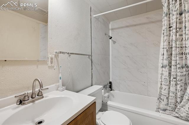 834 Tia Juana Street