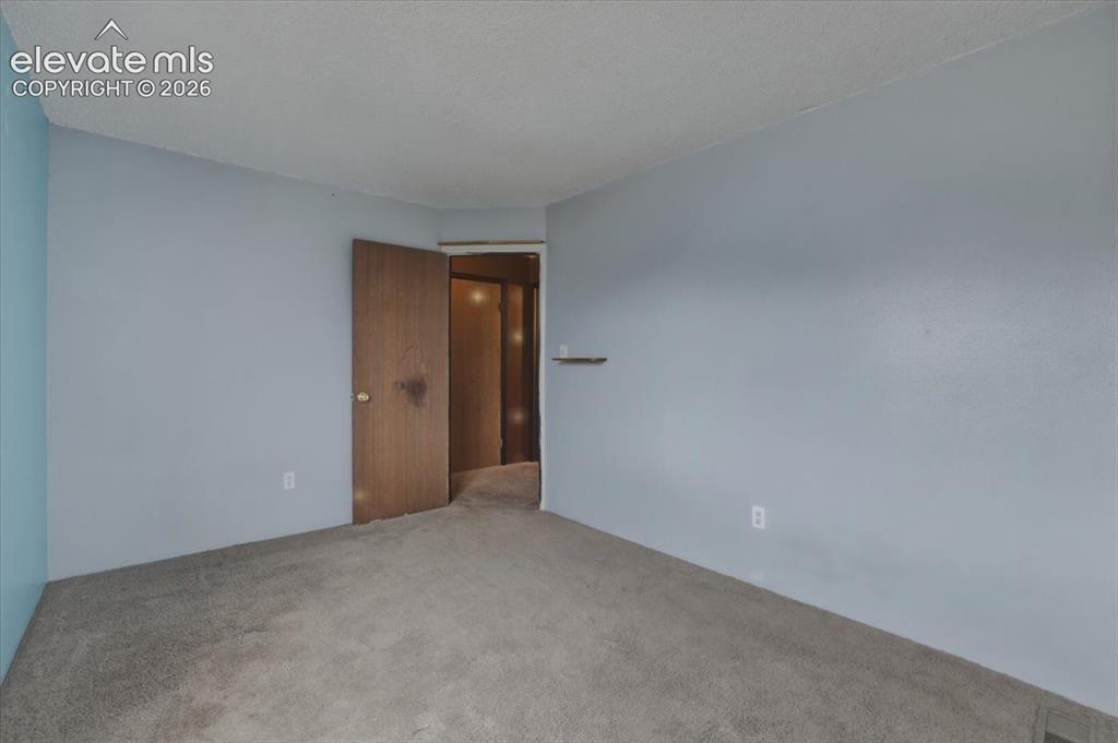 2807 Hearthwood Lane