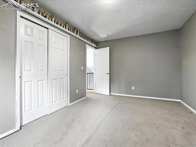 2040 Butternut Trail