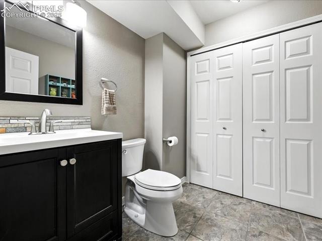 2040 Butternut Trail