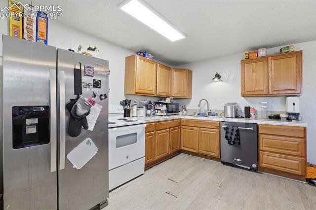 1011 W Pikes Peak Avenue