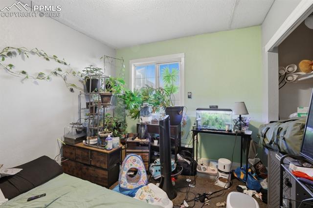 1011 W Pikes Peak Avenue