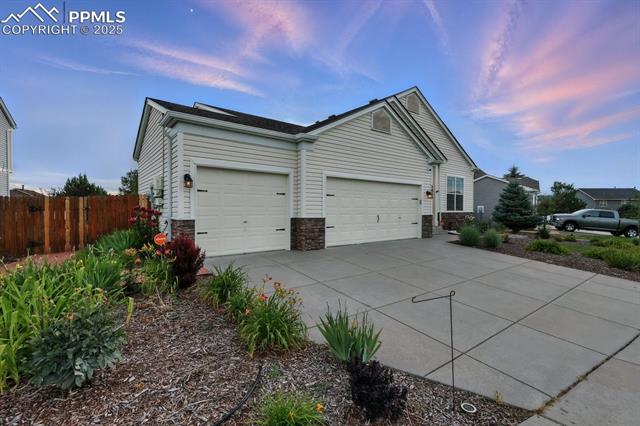 5055 Sand Hill Drive