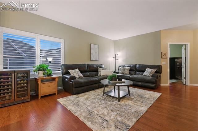 5055 Sand Hill Drive