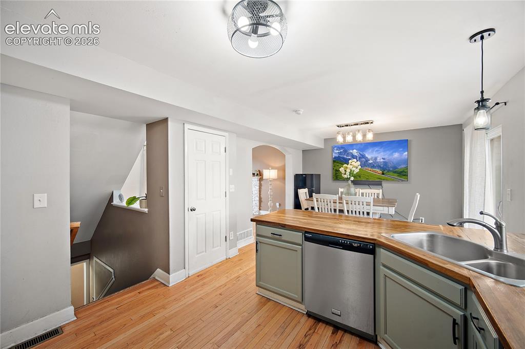 5396 Marabou Way