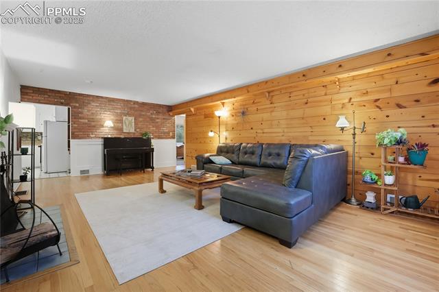 1028 N Union Boulevard