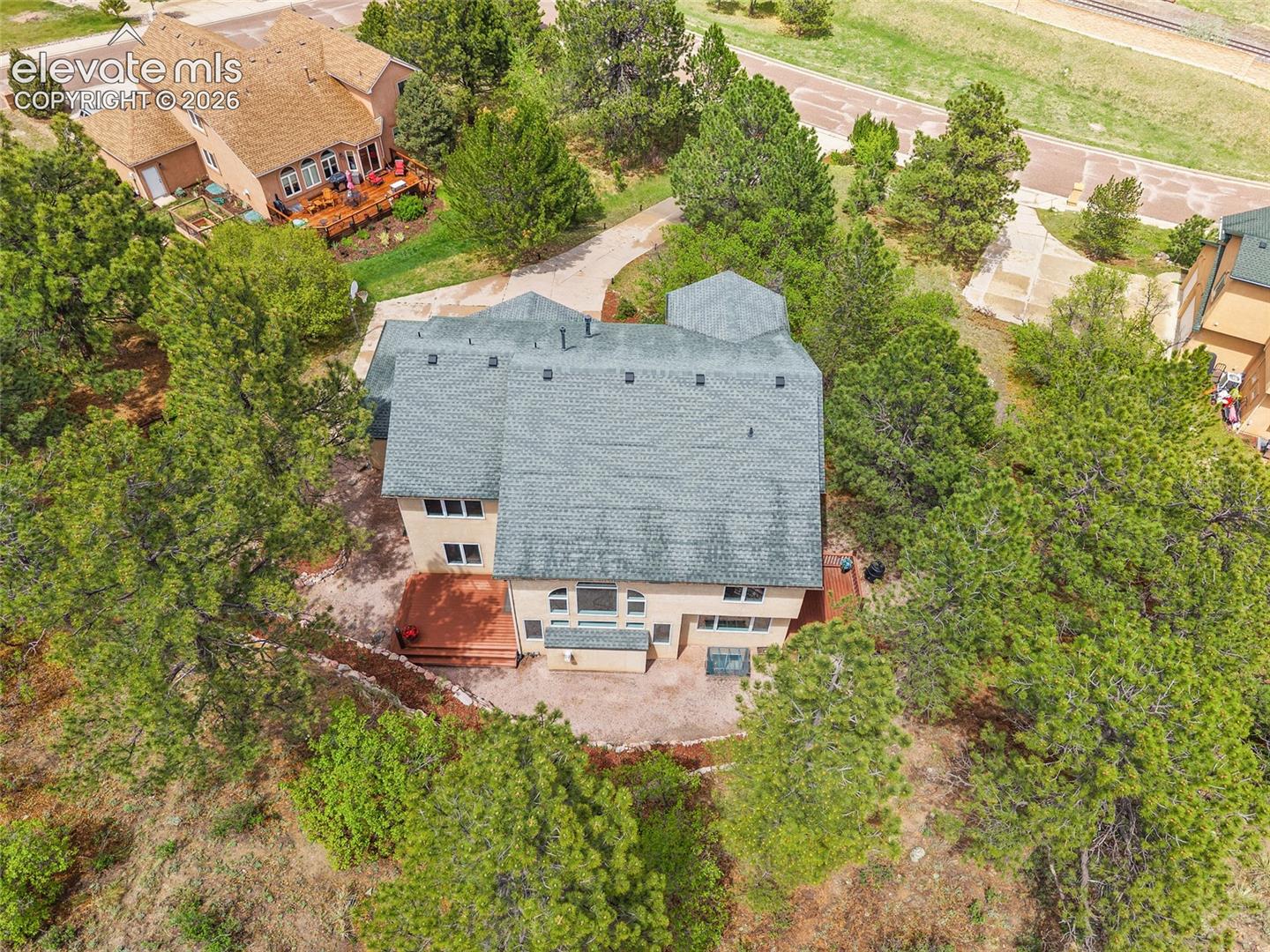 7530 Winding Oaks Drive