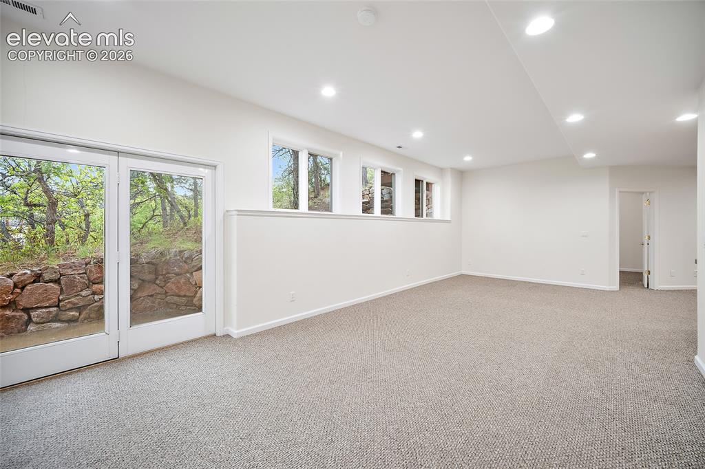 7530 Winding Oaks Drive