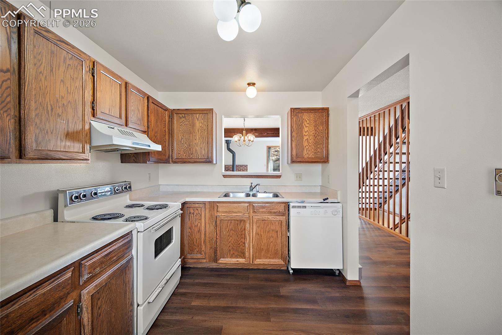 590 Manor Court D