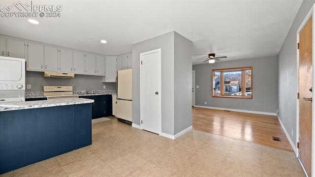 123 N Brentwood Drive