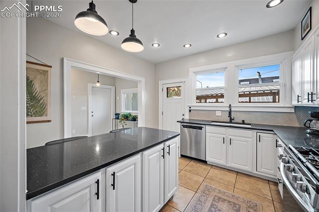 21 E Washington Street