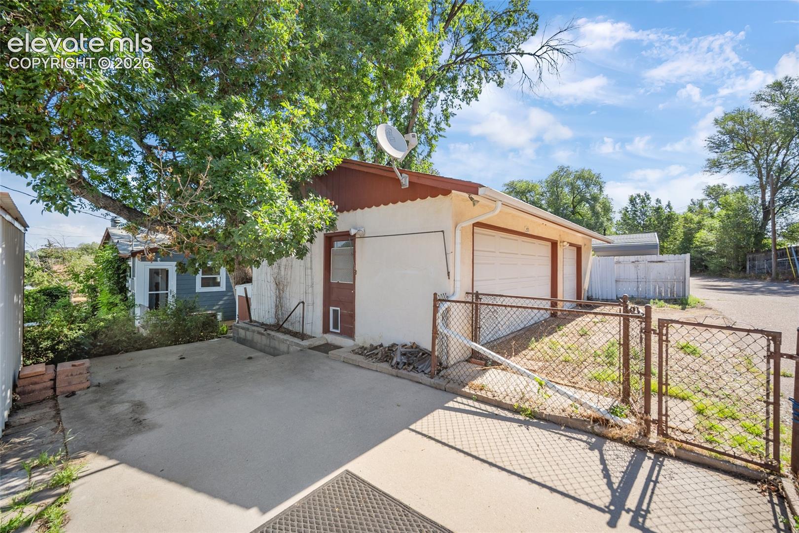 2515 San Miguel Street