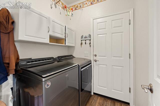 1893 Silver Meadow Circle