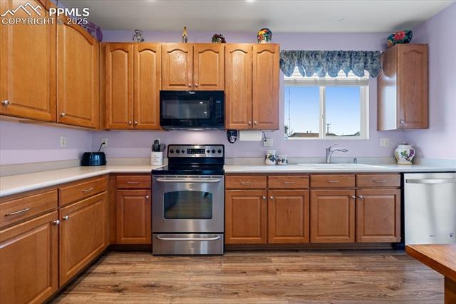 1893 Silver Meadow Circle