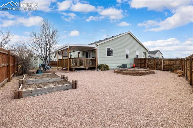 1893 Silver Meadow Circle