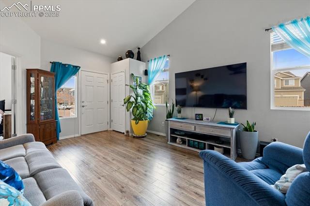 1893 Silver Meadow Circle