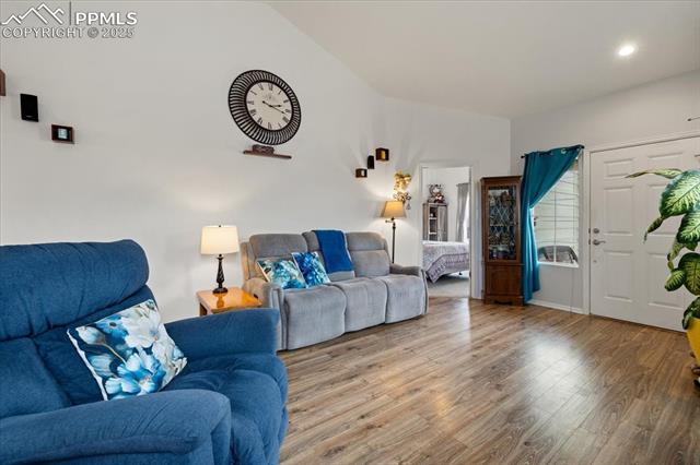 1893 Silver Meadow Circle