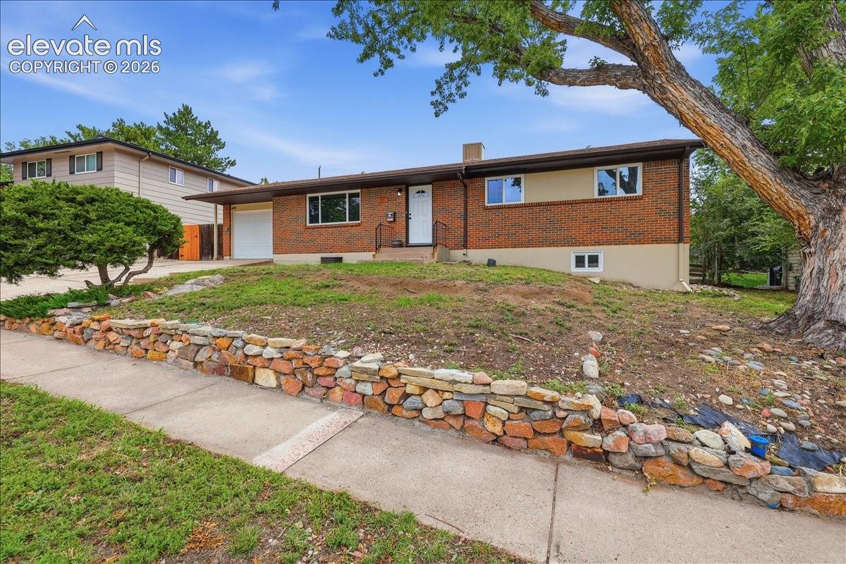 1921 Essex Lane