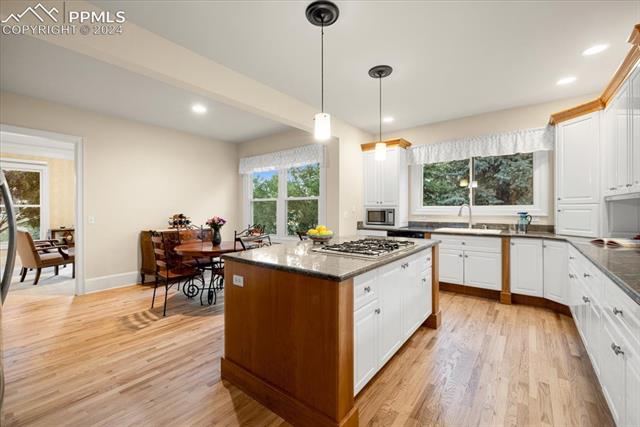 1525 Old Stage Road