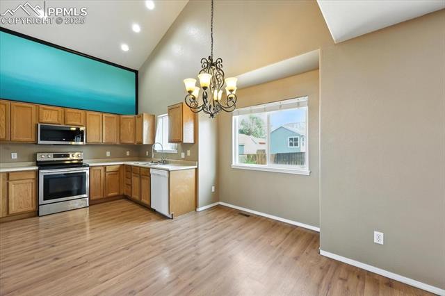 6944 Vista Circle