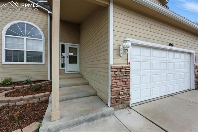 6944 Vista Circle