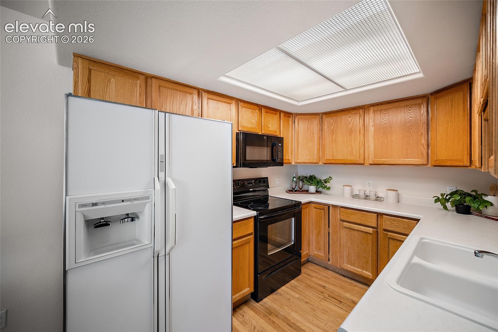 2440 Hamlet Lane Unit: B