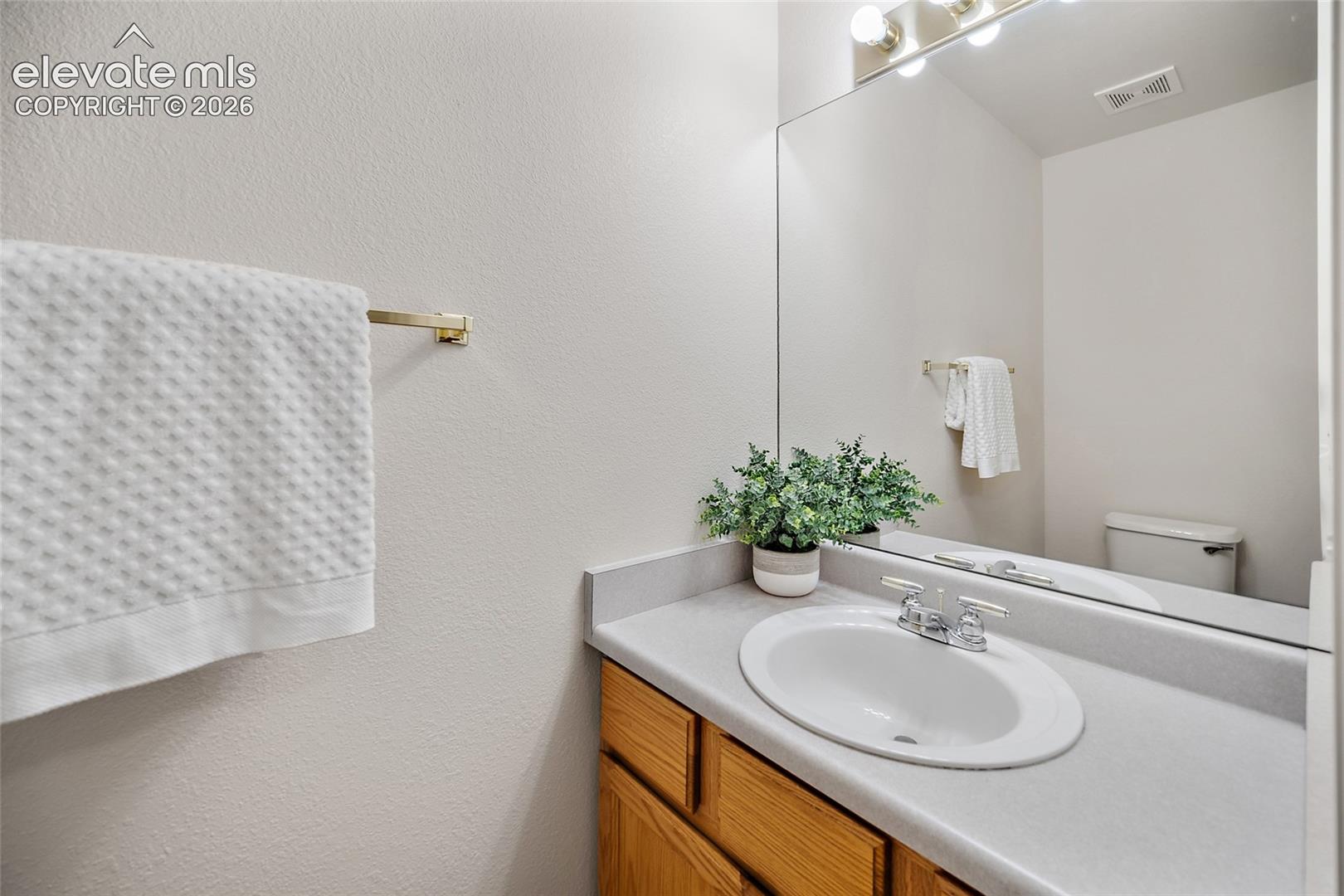 2440 Hamlet Lane Unit: B