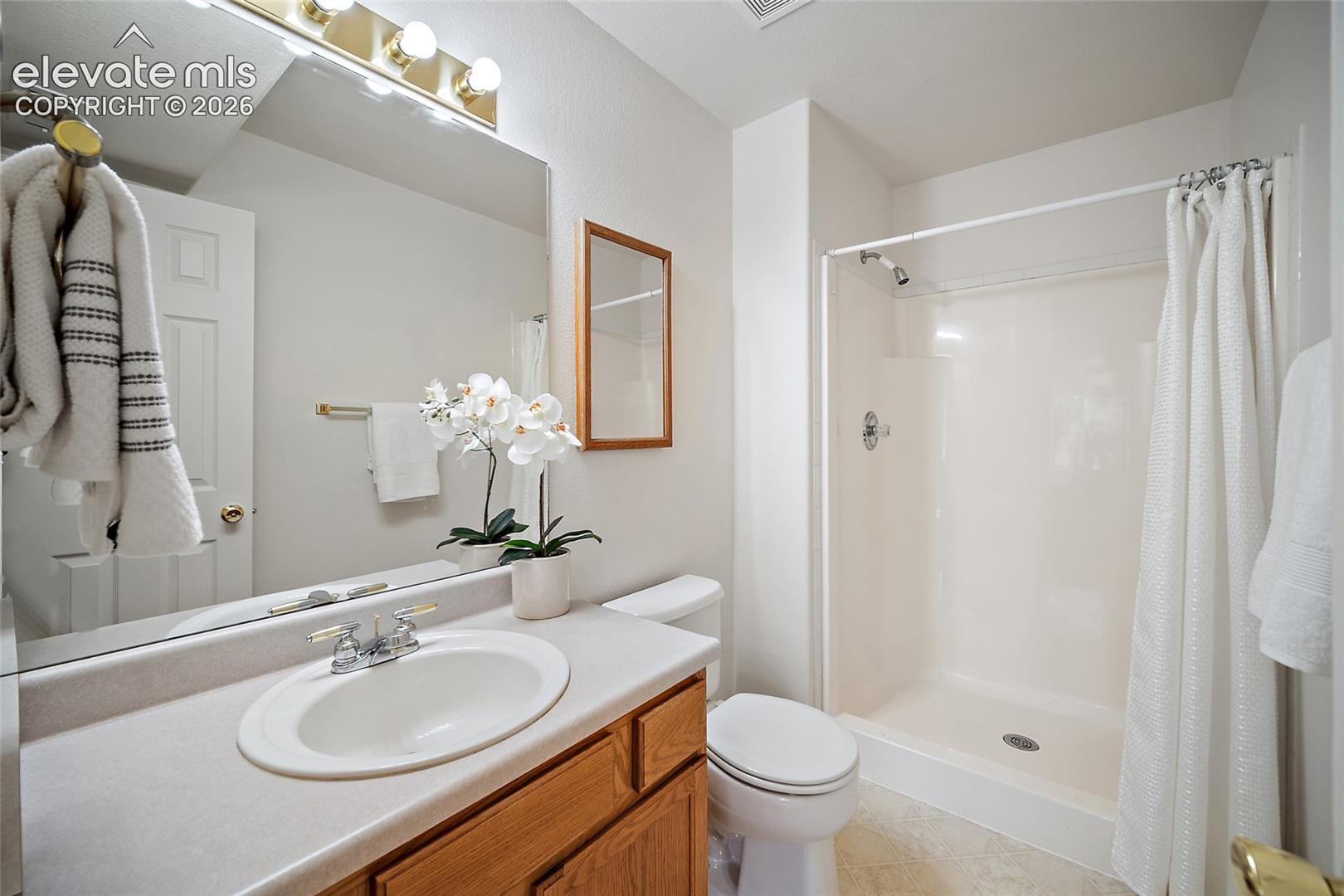 2440 Hamlet Lane Unit: B
