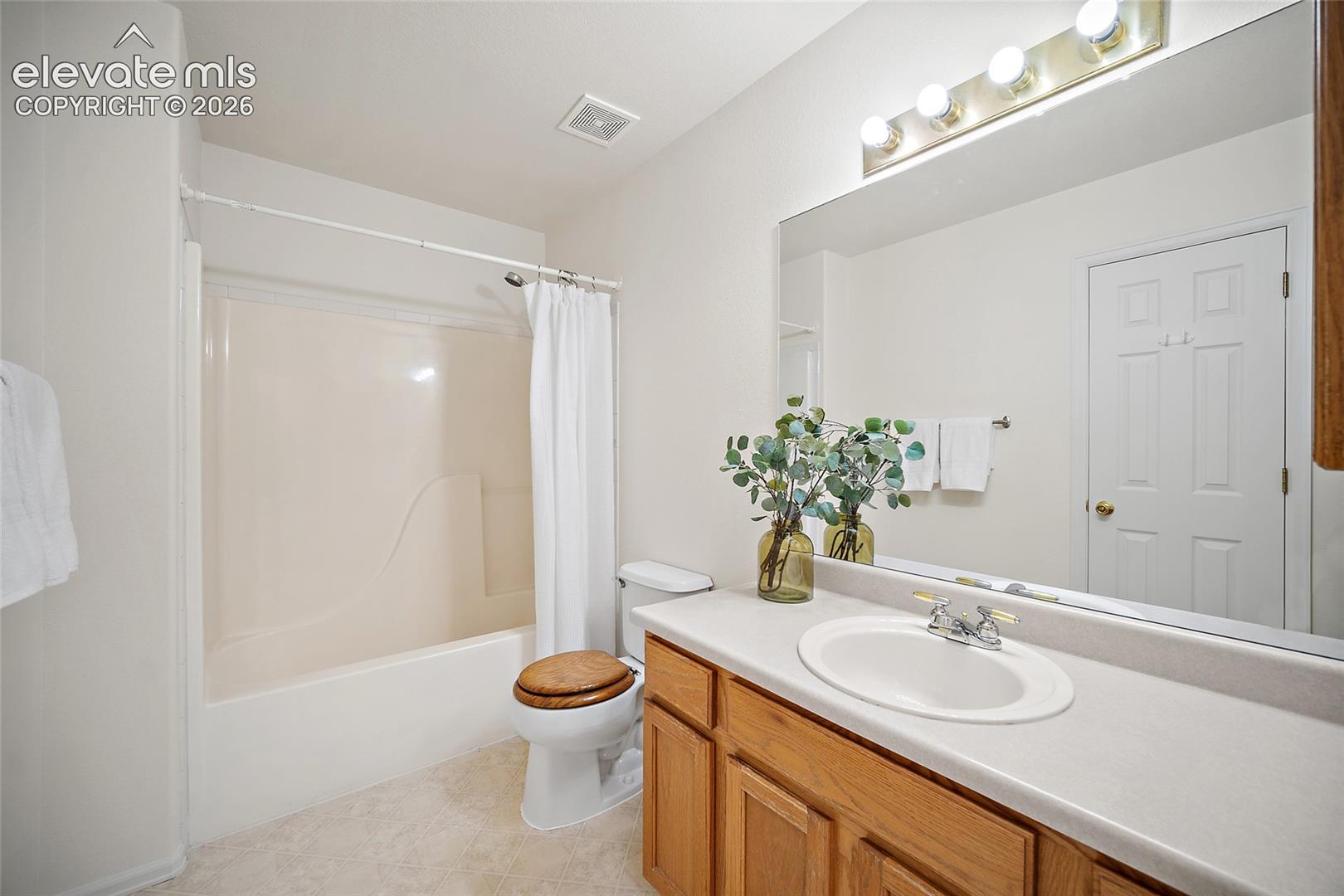 2440 Hamlet Lane Unit: B