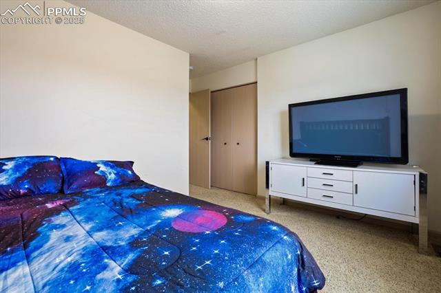 1125 Pipestone Court