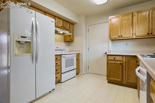 1125 Pipestone Court