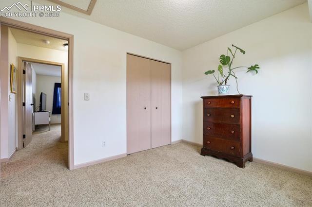 1125 Pipestone Court