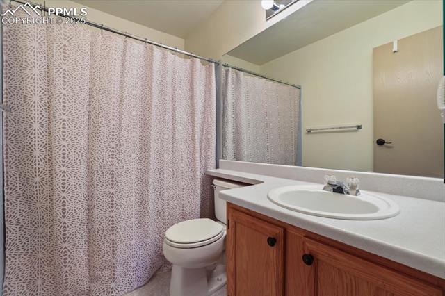 1125 Pipestone Court