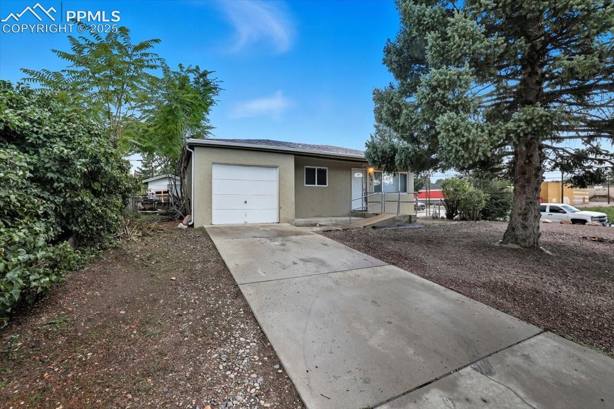 834 Tia Juana Street