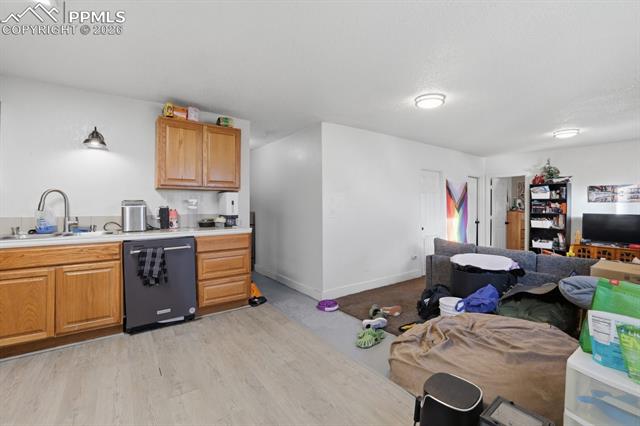 1011 W Pikes Peak Avenue