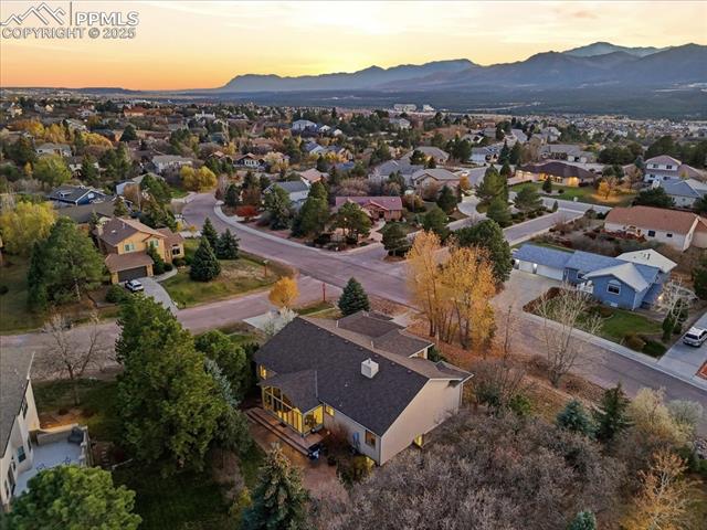 10 Desert Inn Way