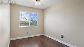 4926 Herndon Circle