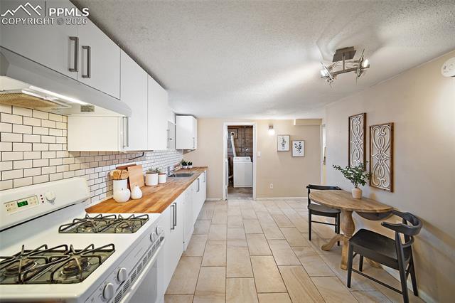 1133 Farragut Avenue