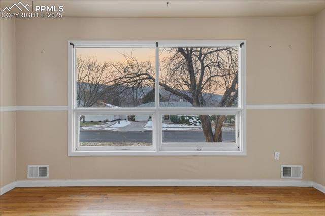 1133 Farragut Avenue